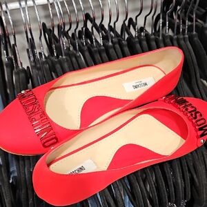 Moschino Red Flats Classic Slip-On Design